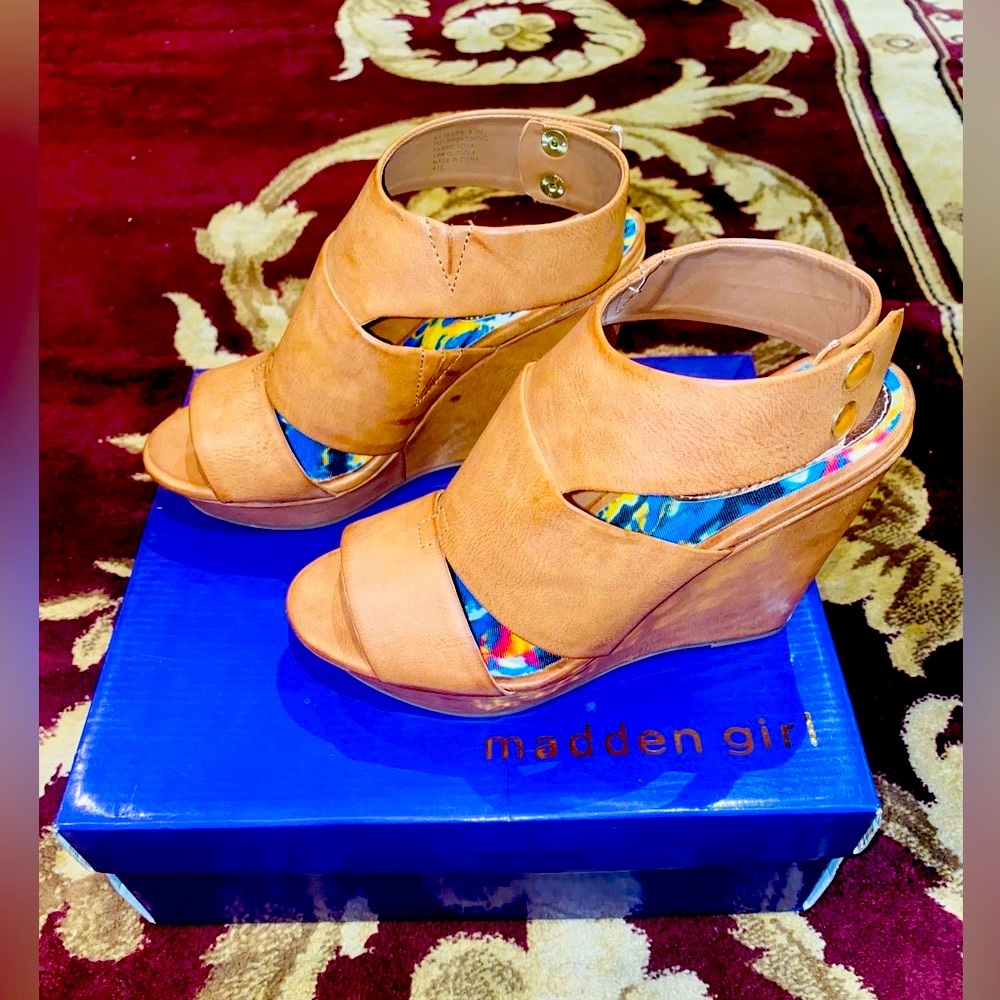 Kilterr Cognac Paris Brown Wedge Heel Madden Girl Womens